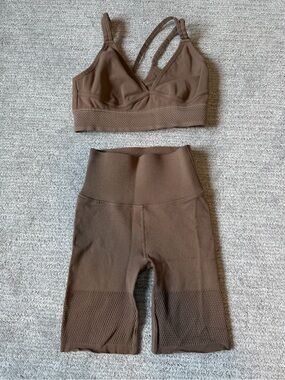 Yitty x Fabletics Brown/ Nuetral Workout Set